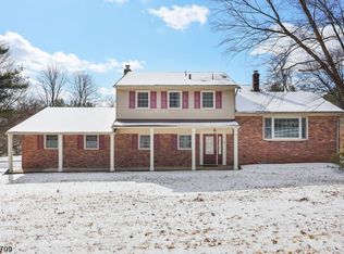 8 Kevin Rd, Scotch Plains, NJ 07076