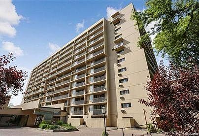 4th image of 1155 Warburton Ave APT 4B