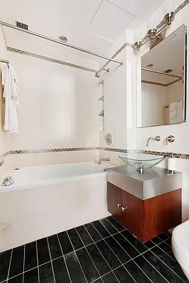 Sold by Compass | media 7