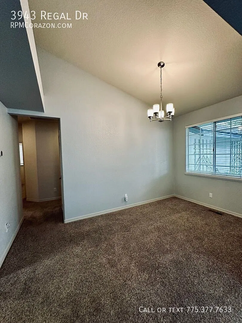 Cozy NW Reno home w/ new AC and fully fenced backyard with deck! — Photo 4