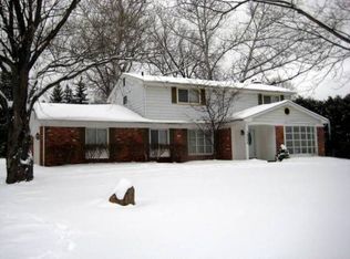 34034 W Thirteen Mile Rd, Farmington Hills, MI 48331