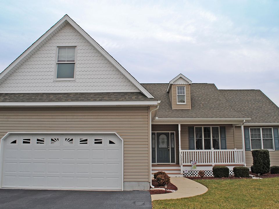 1st image of 34959 Preserve Ln