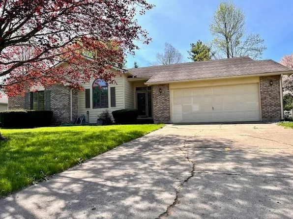 1731 Meadow Woods Ct, Connersville, IN 47331