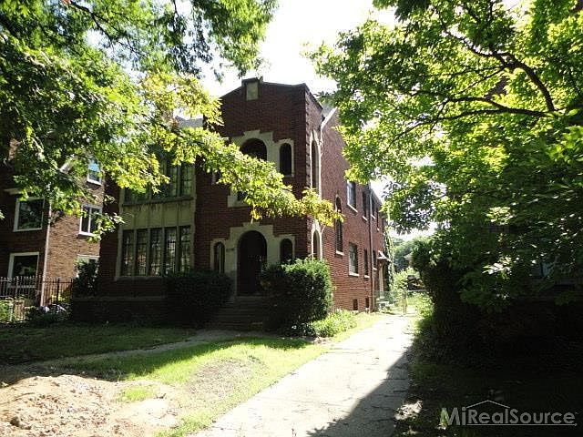 1st image of 16910 La Salle Blvd