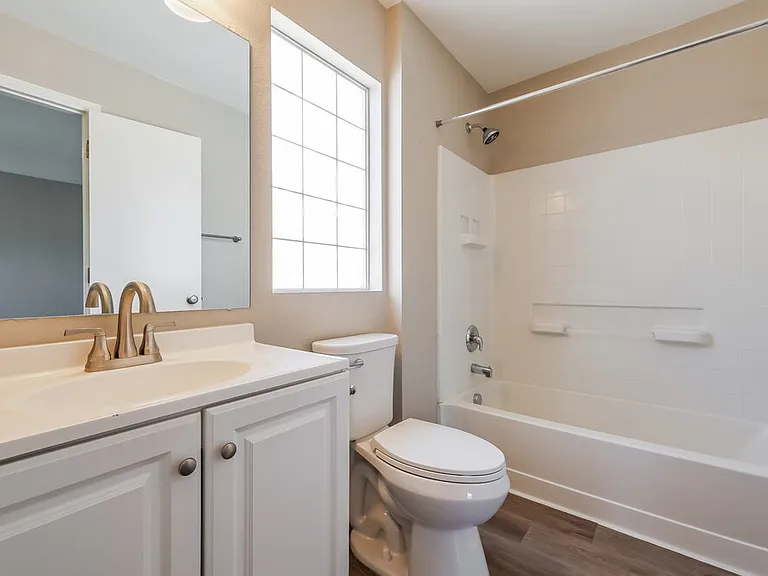 18619 E 46th Pl — Photo 13