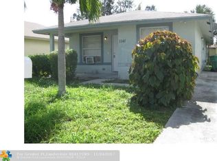 1141 W 32nd St, Riviera Beach, FL 33404