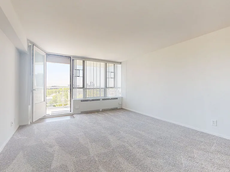 Dining/Living room