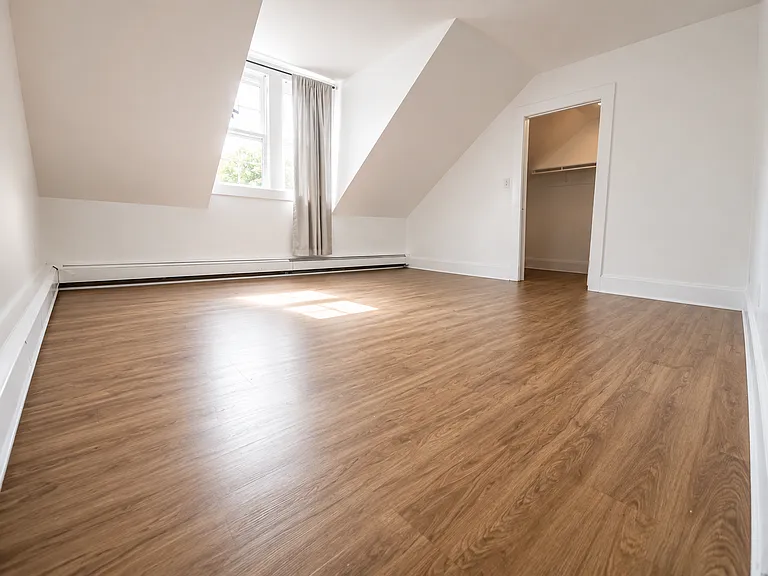 133 Chestnut St #6 — Photo 6