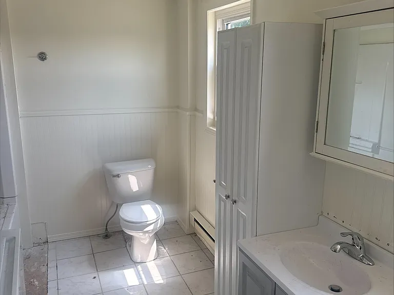 16 Stutson St #2 — Photo 4