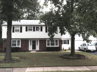 13112 Moss Ranch Ln, Fairfax, VA 22033