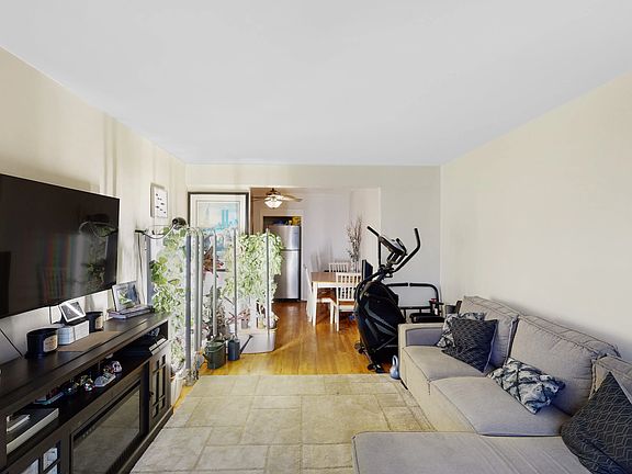 4th image of 75-50 Bell Blvd #3C