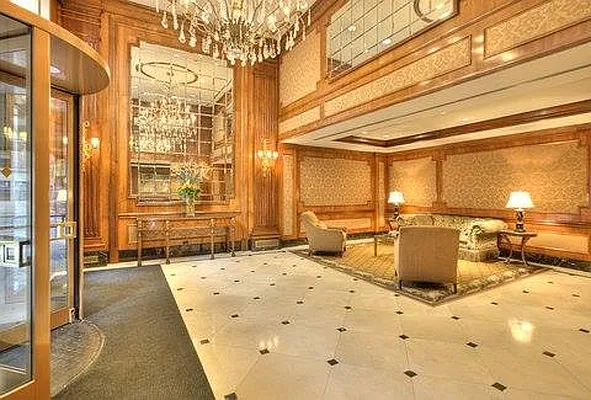 Rented by Luxus Manhattan Realty | media 11