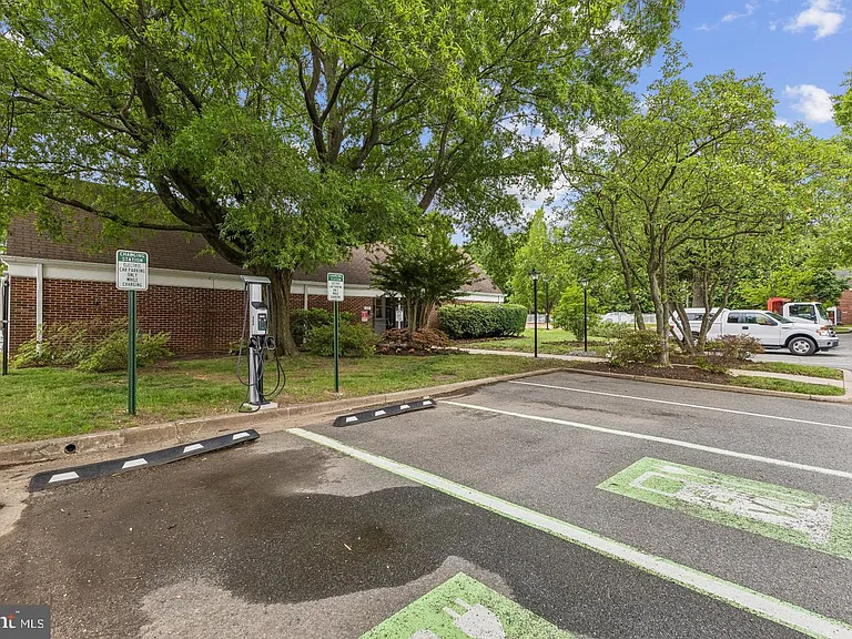 1024 Valley Dr — Photo 19