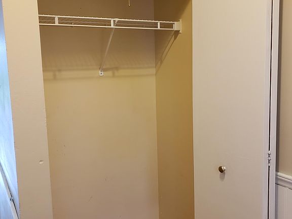 Coat closet