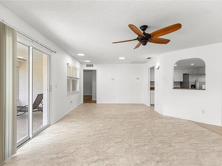 9662 SW 95th Ct #A — Photo 11