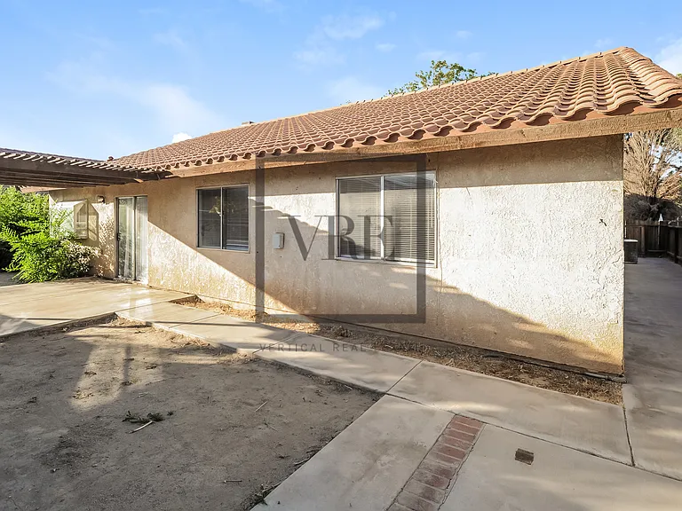 43813 San Francisco Ave — Photo 14