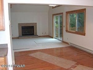 4th image of 105 Wallenpaupack Dr