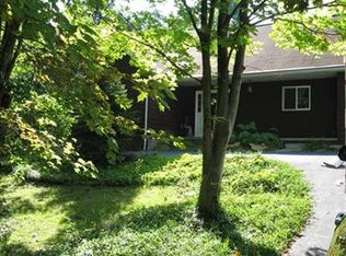 13 Spruce Peak Rd, Acme, PA 15610