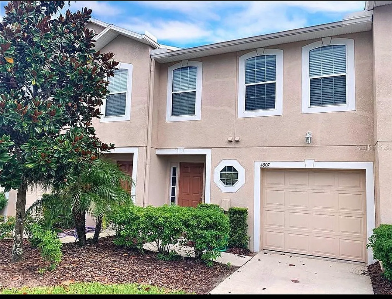3 bed, 1670 sqft, $2,500 — Photo 1