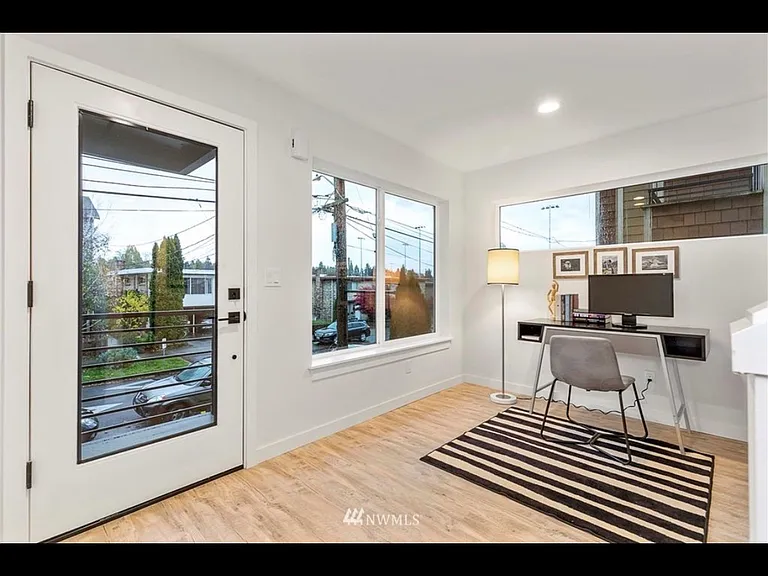 9221 Ashworth Ave N #C — Photo 4
