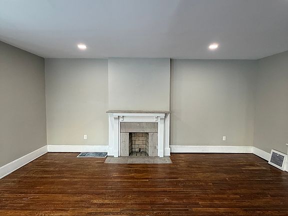 5th image of 1181 E 102nd St