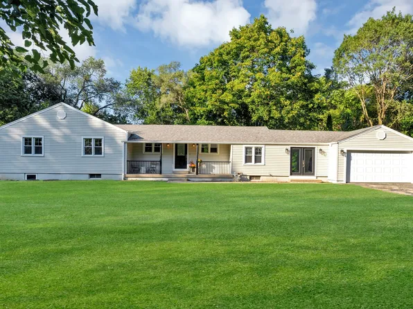 2101 South St, Geneva, IL 60134
