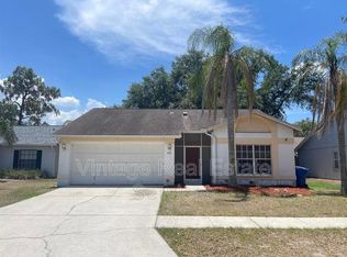 2533 Wrencrest Cir, Valrico, FL 33596