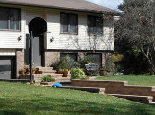 17850 Sharon Hollow Ln, Manchester, MI 48158