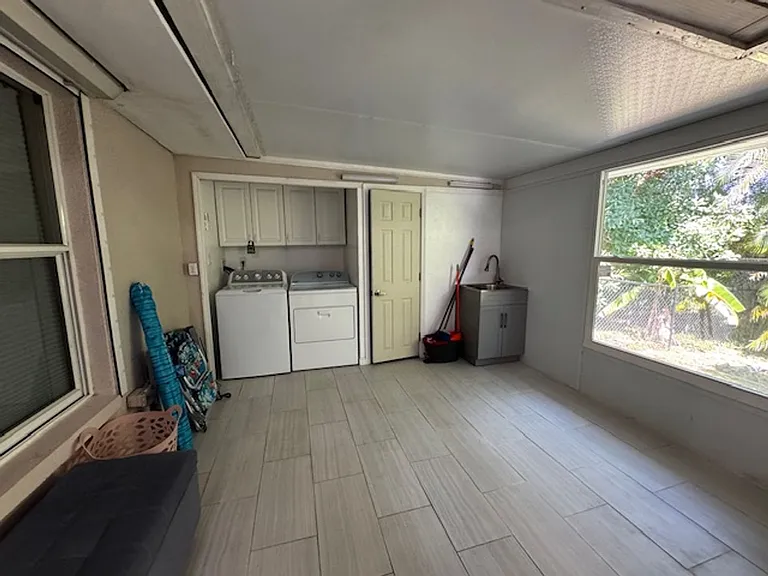 8409 Tahiti Rd #A — Photo 16