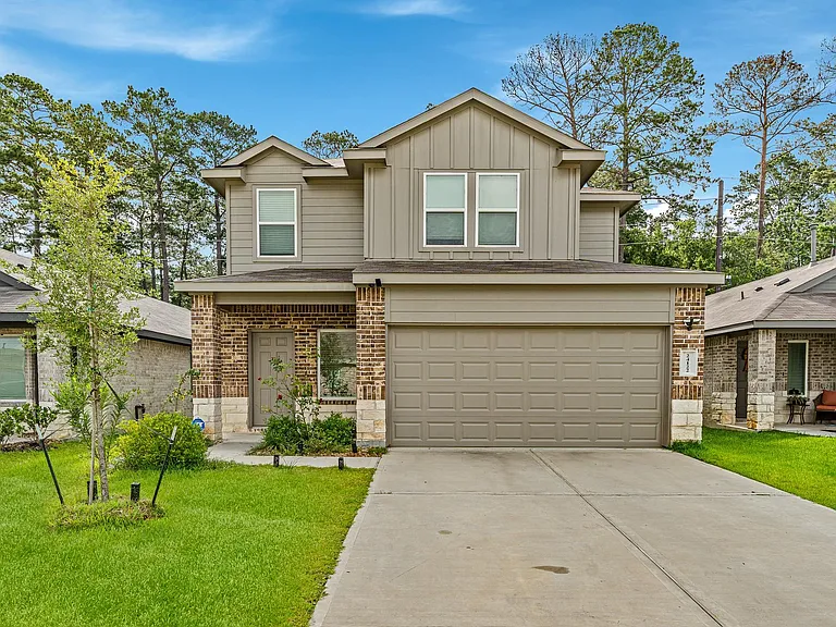 24122 Juniper Heights Dr — Photo 2