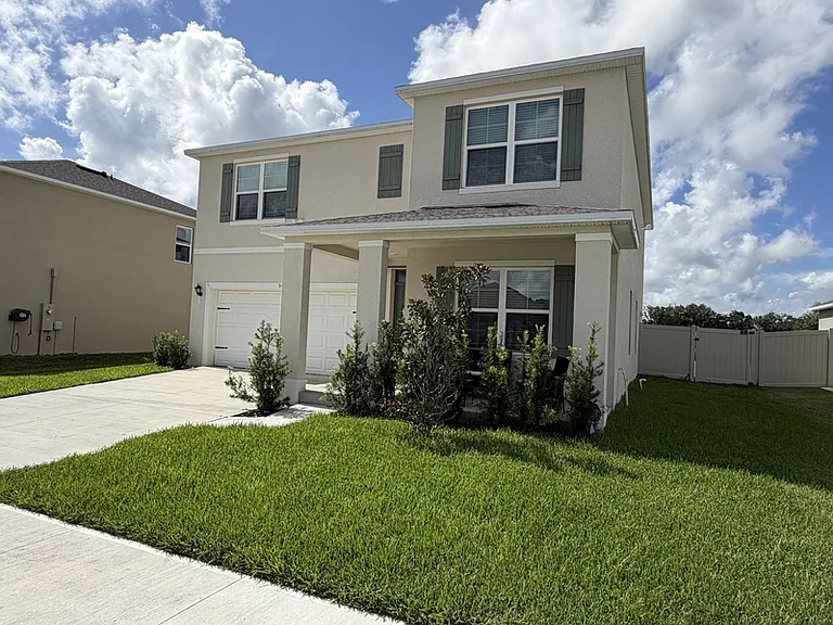 5490 Hayloft Dr — Photo 3