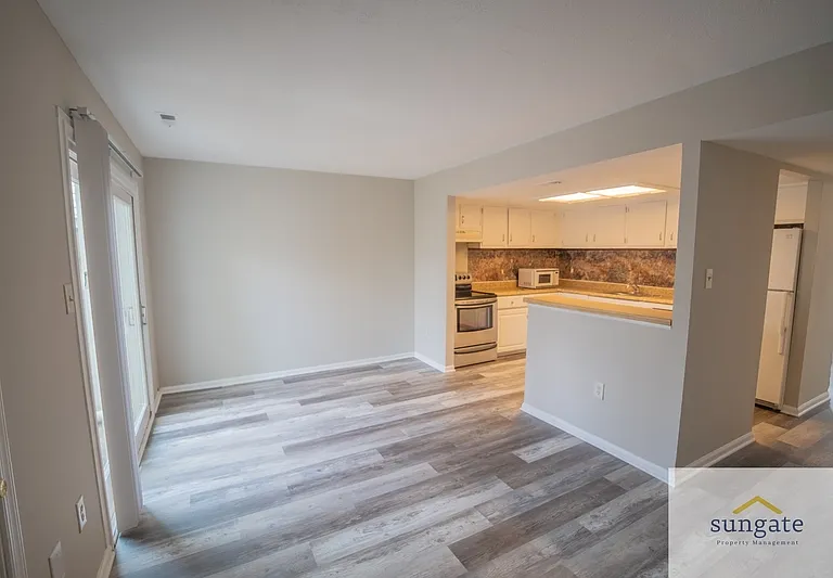 6449 Union Ct — Photo 2