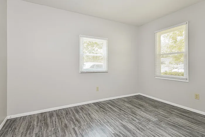 1712 Gavin Dr — Photo 9