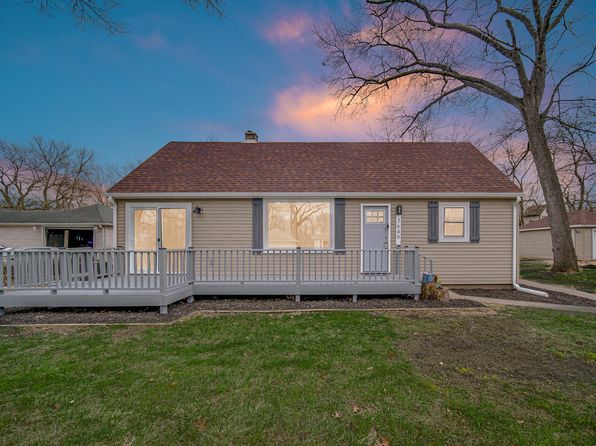 3649 E Dione St, Lake Station, IN 46405