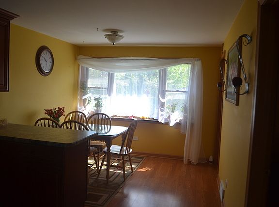 5th image of 7803 Leamington Ave