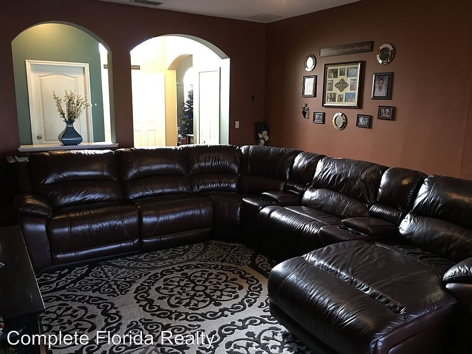 1st image of 13127 Social Ln