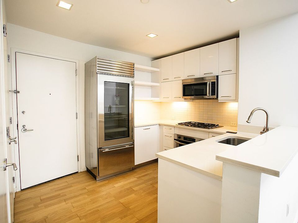 1st image of 635 W 42nd St APT 7B