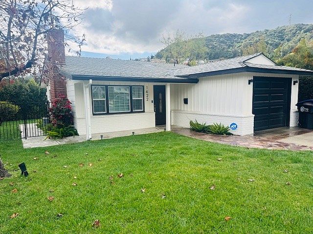 1st image of 1422 Mildine Dr