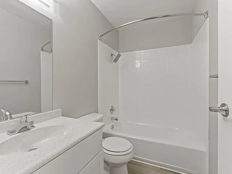 Country Club Villas — Photo 32