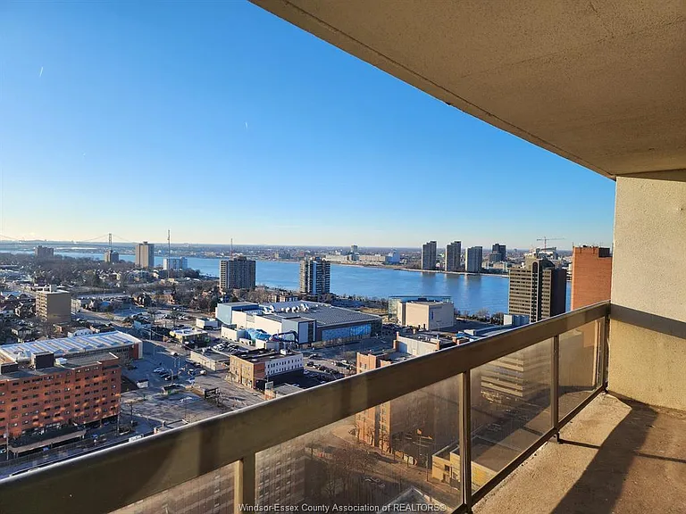 150 Park St W #2515 — Photo 11