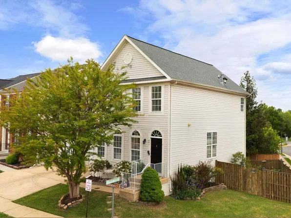 401 Rusert Dr SE, Leesburg, VA 20175