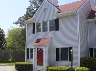 112 Girard Ave, Newport, RI 02840
