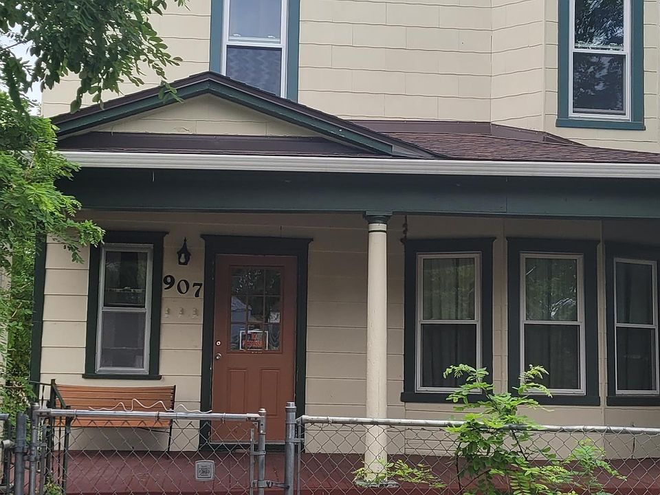 1st image of 907 W 27th St #2
