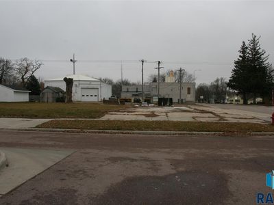 311 N 3rd St, Beresford, SD, 57004