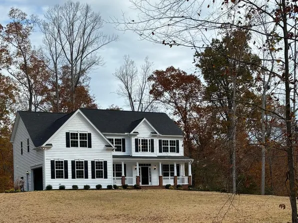 10653 Wisteria Ln, King George, VA 22485