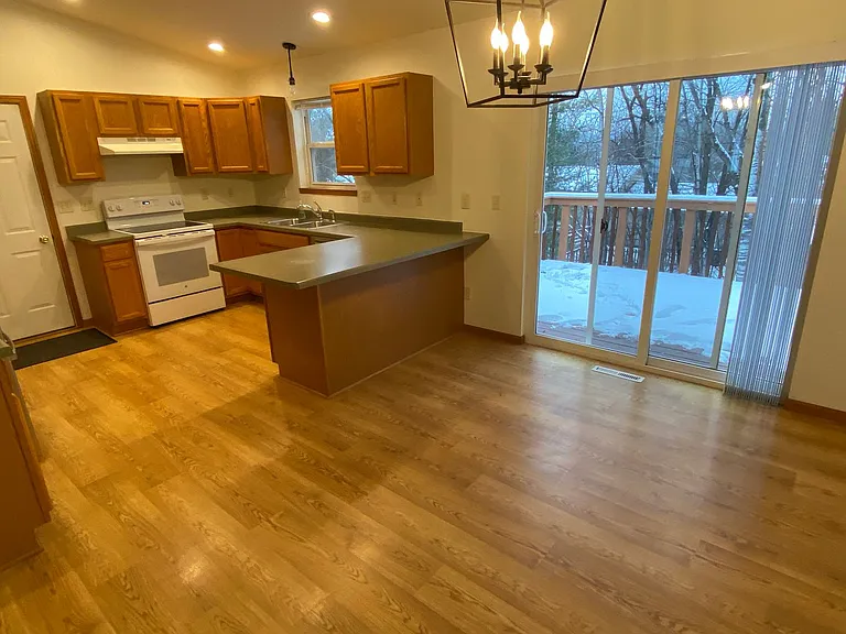 2153 Meadow Brook Way — Photo 5