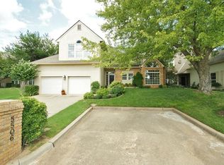 5506 Inverary Dr, Edmond, OK 73025