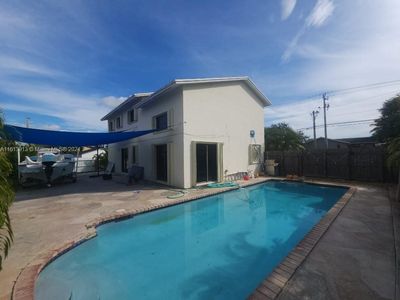 15704 SW 99th Ave, Miami, FL, 33157