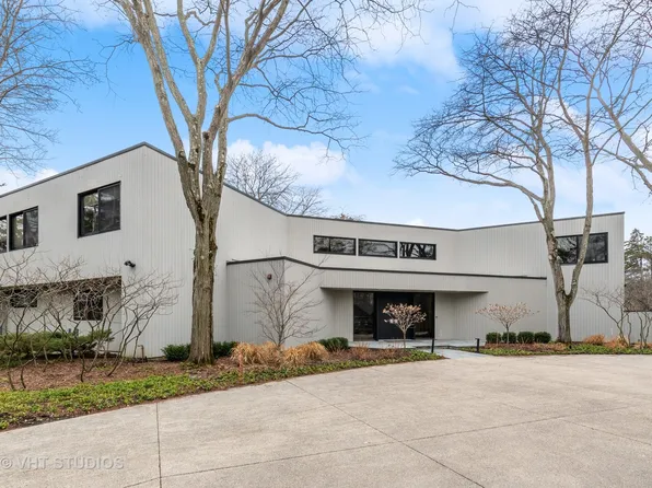 808 Prairie Rd, Glencoe, IL 60022