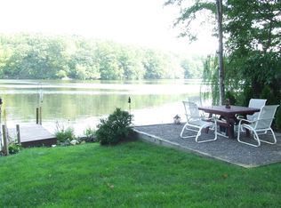 552 Lakeside Blvd W, Waterbury, CT 06708